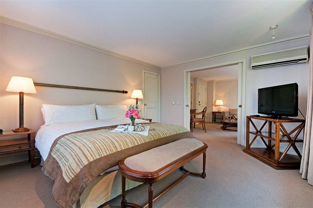 Hotel Vespucci Suites Сантьяго Экстерьер фото